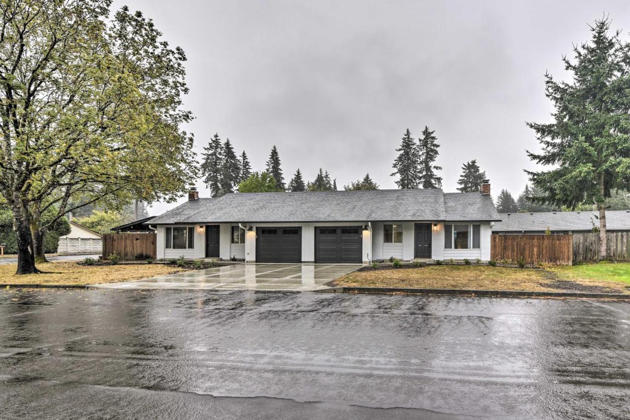 Lovely Vancouver Retreat With Home Gym! Exterior photo